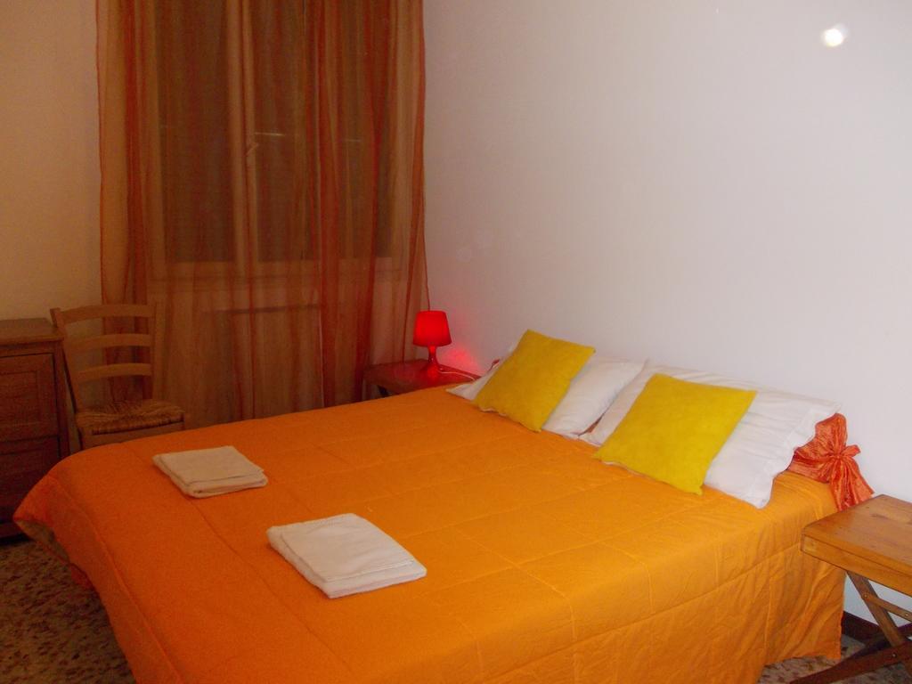Travellers Lodge Bed & Rooms Treviso Quarto foto